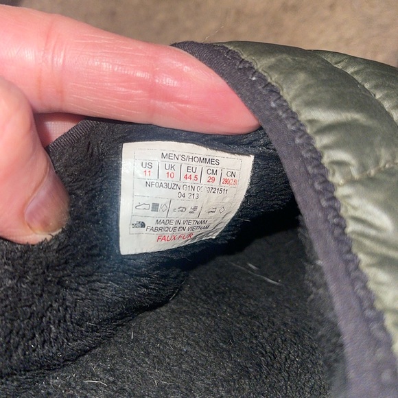 The North Face Men’s Shoes Size 11 In Like New In Excellent Condition - Picture 11 of 11